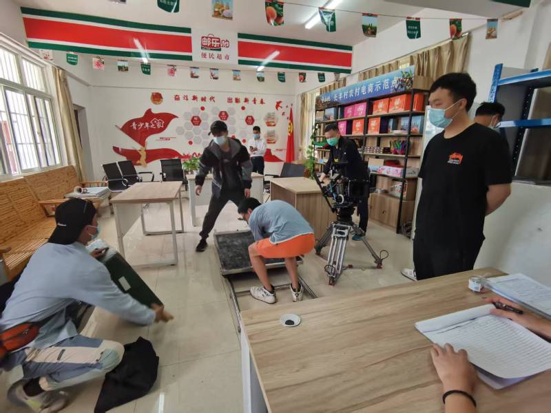 追星女孩心理学分析报告：桂阳县广告片拍摄公司揭秘饭圈应援式传播逻辑